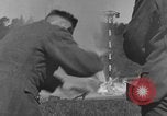 Immagine di A-4 missile perdite di colpi Peenemunde Germania, 1943, secondo 33 filmato di repertorio 65675077960