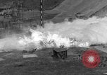 Standbild A-4 Rakete Fehlzündungen Peenemunde Deutschland, 1943, aus Sekunde 26 historischem Filmmaterial Videoclip 65675077961