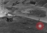 Standbild A-4 Rakete Fehlzündungen Peenemunde Deutschland, 1943, aus Sekunde 52 historischem Filmmaterial Videoclip 65675077961