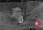 Standbild A-4 Rakete Fehlzündungen Peenemunde Deutschland, 1943, aus Sekunde 22 historischem Filmmaterial Videoclip 65675077962
