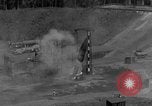 Standbild A-4 Rakete Fehlzündungen Peenemunde Deutschland, 1943, aus Sekunde 26 historischem Filmmaterial Videoclip 65675077962