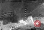 Standbild A-4 Rakete Fehlzündungen Peenemunde Deutschland, 1943, aus Sekunde 36 historischem Filmmaterial Videoclip 65675077962