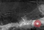 Standbild A-4 Rakete Fehlzündungen Peenemunde Deutschland, 1943, aus Sekunde 41 historischem Filmmaterial Videoclip 65675077962