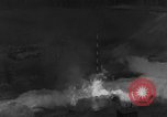 Standbild A-4 Rakete Fehlzündungen Peenemunde Deutschland, 1943, aus Sekunde 53 historischem Filmmaterial Videoclip 65675077962