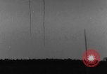 Standbild A-4 Rakete Fehlzündungen Peenemunde Deutschland, 1943, aus Sekunde 1 historischem Filmmaterial Videoclip 65675077963