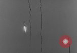 Standbild A-4 Rakete Fehlzündungen Peenemunde Deutschland, 1943, aus Sekunde 5 historischem Filmmaterial Videoclip 65675077963
