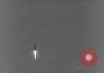 Standbild A-4 Rakete Fehlzündungen Peenemunde Deutschland, 1943, aus Sekunde 12 historischem Filmmaterial Videoclip 65675077963