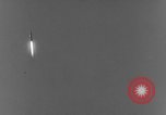 Standbild A-4 Rakete Fehlzündungen Peenemunde Deutschland, 1943, aus Sekunde 14 historischem Filmmaterial Videoclip 65675077963