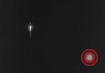 Standbild A-4 Rakete Fehlzündungen Peenemunde Deutschland, 1943, aus Sekunde 40 historischem Filmmaterial Videoclip 65675077963