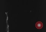 Standbild A-4 Rakete Fehlzündungen Peenemunde Deutschland, 1943, aus Sekunde 54 historischem Filmmaterial Videoclip 65675077963