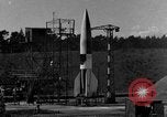Standbild A-4 Rakete Zündaussetzer Peenemunde Deutschland, 1943, aus Sekunde 1 historischem Filmmaterial Videoclip 65675077965