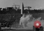 Standbild A-4 Rakete Zündaussetzer Peenemunde Deutschland, 1943, aus Sekunde 9 historischem Filmmaterial Videoclip 65675077965