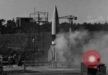 Standbild A-4 Rakete Zündaussetzer Peenemunde Deutschland, 1943, aus Sekunde 10 historischem Filmmaterial Videoclip 65675077965