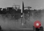 Standbild A-4 Rakete Zündaussetzer Peenemunde Deutschland, 1943, aus Sekunde 13 historischem Filmmaterial Videoclip 65675077965