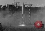 Standbild A-4 Rakete Zündaussetzer Peenemunde Deutschland, 1943, aus Sekunde 14 historischem Filmmaterial Videoclip 65675077965