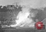 Standbild A-4 Rakete Zündaussetzer Peenemunde Deutschland, 1943, aus Sekunde 27 historischem Filmmaterial Videoclip 65675077965