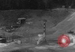 Immagine di A-4 missile perdite colpi Peenemunde Germania, 1943, secondo 46 filmato di repertorio 65675077966