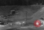 Immagine di A-4 missile perdite colpi Peenemunde Germania, 1943, secondo 47 filmato di repertorio 65675077966