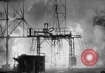Standbild V-2 Rakete umkippen und explodierende Peenemunde Deutschland, 1943, aus Sekunde 49 historischem Filmmaterial Videoclip 65675077967
