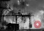 Standbild V-2 Rakete umkippen und explodierende Peenemunde Deutschland, 1943, aus Sekunde 57 historischem Filmmaterial Videoclip 65675077967