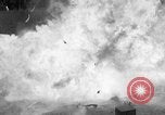 Standbild V-2 Rakete umkippen und explodierende Peenemunde Deutschland, 1943, aus Sekunde 61 historischem Filmmaterial Videoclip 65675077967