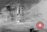 Standbild A-4 Rakete Explosion Peenemunde Deutschland, 1943, aus Sekunde 7 historischem Filmmaterial Videoclip 65675077968