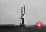 Standbild A-4 Rakete Zündaussetzer Peenemunde Deutschland, 1942, aus Sekunde 9 historischem Filmmaterial Videoclip 65675077970