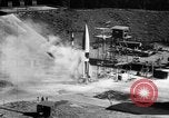 Standbild deutsche Aggregat-4 Rakete Peenemunde Deutschland, 1942, aus Sekunde 4 historischem Filmmaterial Videoclip 65675077972