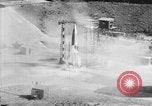 Standbild deutsche Aggregat-4 Rakete Peenemunde Deutschland, 1942, aus Sekunde 9 historischem Filmmaterial Videoclip 65675077972