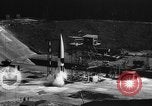 Standbild DEUTSCH A-4 Rakete Peenemunde Deutschland, 1942, aus Sekunde 7 historischem Filmmaterial Videoclip 65675077973