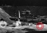 Standbild DEUTSCH A-4 Rakete Peenemunde Deutschland, 1942, aus Sekunde 9 historischem Filmmaterial Videoclip 65675077973