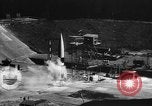 Standbild DEUTSCH A-4 Rakete Peenemunde Deutschland, 1942, aus Sekunde 13 historischem Filmmaterial Videoclip 65675077973