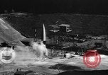 Standbild DEUTSCH A-4 Rakete Peenemunde Deutschland, 1942, aus Sekunde 14 historischem Filmmaterial Videoclip 65675077973