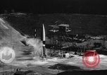 Standbild DEUTSCH A-4 Rakete Peenemunde Deutschland, 1942, aus Sekunde 20 historischem Filmmaterial Videoclip 65675077973