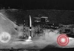 Standbild DEUTSCH A-4 Rakete Peenemunde Deutschland, 1942, aus Sekunde 27 historischem Filmmaterial Videoclip 65675077973