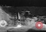 Standbild DEUTSCH A-4 Rakete Peenemunde Deutschland, 1942, aus Sekunde 30 historischem Filmmaterial Videoclip 65675077973
