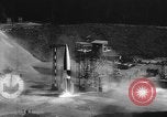 Standbild DEUTSCH A-4 Rakete Peenemunde Deutschland, 1942, aus Sekunde 35 historischem Filmmaterial Videoclip 65675077973