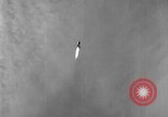 Standbild DEUTSCH A-4 Rakete perfekt starten Peenemunde Deutschland, 1942, aus Sekunde 22 historischem Filmmaterial Videoclip 65675077974
