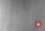 Standbild DEUTSCH A-4 Rakete perfekt starten Peenemunde Deutschland, 1942, aus Sekunde 26 historischem Filmmaterial Videoclip 65675077974