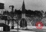 Standbild DEUTSCH A-4 Rakete im Winter Peenemunde Deutschland, 1942, aus Sekunde 1 historischem Filmmaterial Videoclip 65675077975