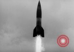 Standbild DEUTSCH A-4 Rakete im Winter Peenemunde Deutschland, 1942, aus Sekunde 9 historischem Filmmaterial Videoclip 65675077975