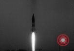 Immagine di Tedesco A-4 missile Peenemunde Germania, 1942, secondo 13 filmato di repertorio 65675077979