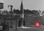 Standbild V-2 Rakete testen Peenemunde Deutschland, 1942, aus Sekunde 3 historischem Filmmaterial Videoclip 65675077980