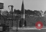 Standbild V-2 Rakete testen Peenemunde Deutschland, 1942, aus Sekunde 4 historischem Filmmaterial Videoclip 65675077980