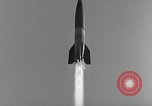 Standbild V-2 Rakete testen Peenemunde Deutschland, 1942, aus Sekunde 7 historischem Filmmaterial Videoclip 65675077980