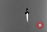 Standbild V-2 Rakete testen Peenemunde Deutschland, 1942, aus Sekunde 9 historischem Filmmaterial Videoclip 65675077980