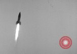 Standbild deutschen Lenkflugkörper test Peenemunde Deutschland, 1942, aus Sekunde 16 historischem Filmmaterial Videoclip 65675077983