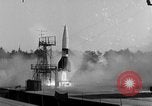 Standbild DEUTSCH A-4 Rakete Peenemunde Deutschland, 1942, aus Sekunde 6 historischem Filmmaterial Videoclip 65675077985