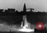 Standbild DEUTSCH A-4 Rakete Peenemunde Deutschland, 1942, aus Sekunde 4 historischem Filmmaterial Videoclip 65675077986