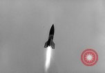 Standbild DEUTSCH A-4 Rakete Peenemunde Deutschland, 1942, aus Sekunde 11 historischem Filmmaterial Videoclip 65675077986